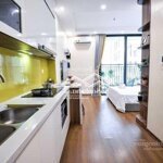 Chính chủ cần bán gấp căn số 18 tòa g2 diện tích 68m2, 2 phòng ngủ- 2vs view nội khu, chung cư vinhomes green bay