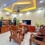 Bán nhà khương đình, ôtô, nội thất đẹp, 40m2, 3.7 tỷ