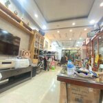 10m ra ô tô tránh nguyễn văn cừ, long biên 65m2 3 tầng giá nhỉnh 5 tỷ.