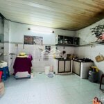 Bán Đất Tặng Nhà Cấp 4. Hẻm Nhà Máy Nước. Gần Vòng Xoay Mã Vòng.