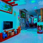 Bán nhà CMT8, 45M², 3 Lầu kiên cố 3PN ở ngay, giá tốt nhất khu vực