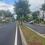 Tôi cần bán gấp nhà phố lavila, kdc ven sông, phước kiển, nhà bè.