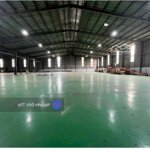 Cho thuê 1.200m2 kho xưởng gần aeon mail tân phú.