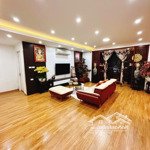 Rẻ quá – căn hộ chung cư 151a nguyễn đức cảnh – 130m – 3 pn – full nội thất - chỉ hơn 3 tỷ