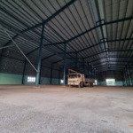 Cho thuê kho xưởng nguyễn hữu trí, 2.500m2,bình chánh