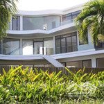 [độc quyền ] - bán căn biệt thự vip nhất dư án lucasta villa - diện tích 800m2 - hồ bơi riêng