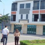 Bán nhà sổ riêng hoàn công giá rẻ