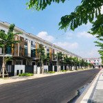 Giá tốt nhất, nhà phố suncasa vsip 2, dtxd 157m2. giá bán 3.071 tỷ, thanh toán chậm 3 năm