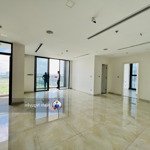 Chính chủ bán căn góc 3 phòng ngủ126m2 view trực diện sông sg và view q1 đẹp tại vinhomes golden river