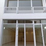 Bán lỗ shophouse chung cư 9 view 160m2 kinh doanh từ còn 4 tỷ quận 9