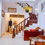 ***bán nhà riêng tô hiệu,42m2 4 ,3.9, giá bán 5,9 tỷ.ngõ cực nông.kinh doanh tốt