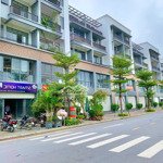 Em đang có căn shophouse 5 tầng cực đẹp giá bao rẻ tại tms phúc yên sổ net lh 0968.781.070