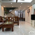 Nhà 4 tầng đường nguyễn cao- đối diện shop house thanh bình- phố "tây" bắc ninh- kinh doanh sầm uất