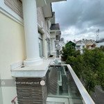 Biệt thự 7x18 sadeco ven sông - tân phong -quận 7 full nội thất cao cấp