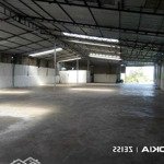 Cho thuê kho xưởng 1100m2, giá 28tr/th