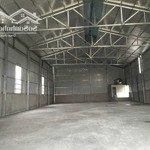 Cho thuê gấp kho xưởng 400m2 giá chỉ 36 triệu tại tân triều thanh trì, duy nhất một kho thui