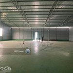 Cho thuê kho xưởng chính chủ giá rẻ tại phú thị, kiêu kỵ, gia lâm, hn, diện tích: 400m2. liên hệ: 0915352111