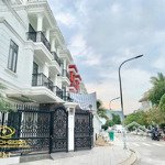 Cho thuê nhà đẹp 3 lầu liên kế kdc vip tín nghĩa , p. quang vinh, biên hoà