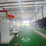 Kho hàng 337 m2 mặt tiền đường vành đai gần siêu thị go