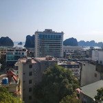 Bán nhà riêng chính chủ view vịnh hạ long và thành phố hạ long. liên hệ 0915154852