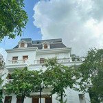 Bán Biệt Thự Vinhomes Central Park