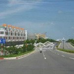 Tôi có lô đất ngay trường đại học qt việt đức - ngay sát trường - mặt tiền đường 16m vỉa hè 4m