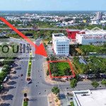 Cho thuê góc 3 mặt tiền 1250m2, đường quang trung