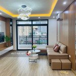 Nhượng căn hộ chung cư golden west, có slot oto: 2 ngủ đủ đồ, 93m2. giá: 14 triệu. liên hệ: 0327005007