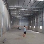 Cho thuê mbkd 450m2 mt bùi văn hoà, p long bình, tp biên hoà 25tr