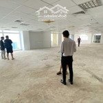 Cho thuê văn phòng diện tích 125 - 1100m2, đường lê đại hành, quận 11, giá 418.950đ gọi 0896487320