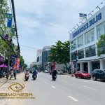 Cho thuê 16 mét mặt tiền 700m2 vincom đường phạm văn thuận