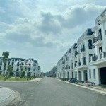 Chính chủ cần bán căn liền kề crown villas thái nguyên view công viên, bể bơi chưa đến 4 tỷ