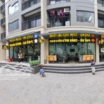 Bán shop chân đế mặt sảnh, gần thang máy tại chung cư s1 vinhomes smart city