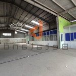 Cho thuê kho xưởng phường an bình hơn 1000m2. giá 50 triệu/th