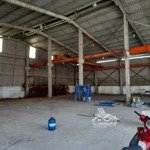 Cho thuê 500m2, kho xưởng đường dương quảng hàm