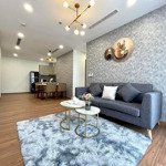 Định Cư Úc Bán Ch Vinhome Central Park - 76M2/2Pn/2.45 Tỷ - Park 5 Tầng 16 - Liên Hệ: 0787762869 Hân