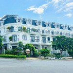 (tin hot) bán nhà phố hđmb view trực diện hồ 3,6ha, mặt tiền đường 25m. giá bán 19 tỷ. liên hệ: 0917224226