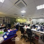 Cho thuê văn phòng đường thạch lam-q.tân phú, dt: 100m2,giá:18tr/tháng