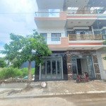 Nhà rẻ_2tỷ980_66,4m2_bán gấp nhà 1 trệt 2 lầu kdc lê phong bình chuẩn 1, p.bình chuẩn, tp.thuận an