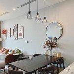 Bán gấp căn hộ chung cư 101 láng hạ, 162m2, 3 phòng ngủ căn góc, tầng cao, thoáng, nhà sửa đẹp