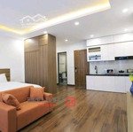 Chính chủ cho thuê căn hộ studio tầng 5, diện tích 40m2 full đồ view thoáng tại âu cơ, tây hồ