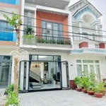 Bán nhà phố mới đẹp tại kdc hồng loan q.cái răng cần thơ