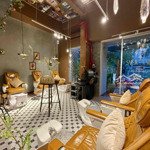 Cho thuê toàn bộ tiệm nail tóc spa tại phú mỹ hưng 160m2 đủ nội thất