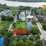 Bán nền biệt thự 2 mặt tiền view công viên, gần sông sài gòn 275m2 !