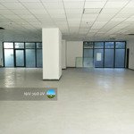 Cho thuê văn phòng tại đội cấn - văn cao 300 m2 view đẹp giá 200 nghìn/m2/th