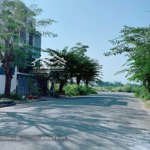 Cần Bán Gấp Nhà Phố Khu Dân Cư 13E Intresco Phong Phú Giá Rẻ