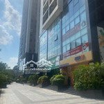 Bán shophouse chân đế chung cư five star kim giang, cho thuê 100 triệu/tháng 376m2, giá bán 14 tỷ.