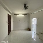 Cho thuê căn hộ chung cư trung tâm q3 giáp q1