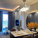 Chính chủ cần bán căn chung cư cao cấp 52m2, cực đẹp, view vinhomes..