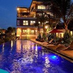 Bán khu nghỉ dưỡng resort suối ngọc retreat hoà lạc thạch thất 9000m2 6 tầng mặt tiền 50m hơn 65 tỷ